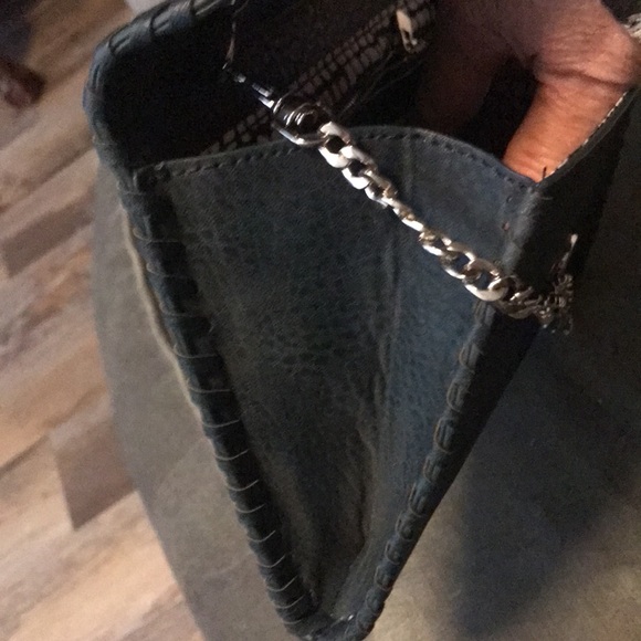 NWT Urban Expressions crossbody - Picture 8 of 8